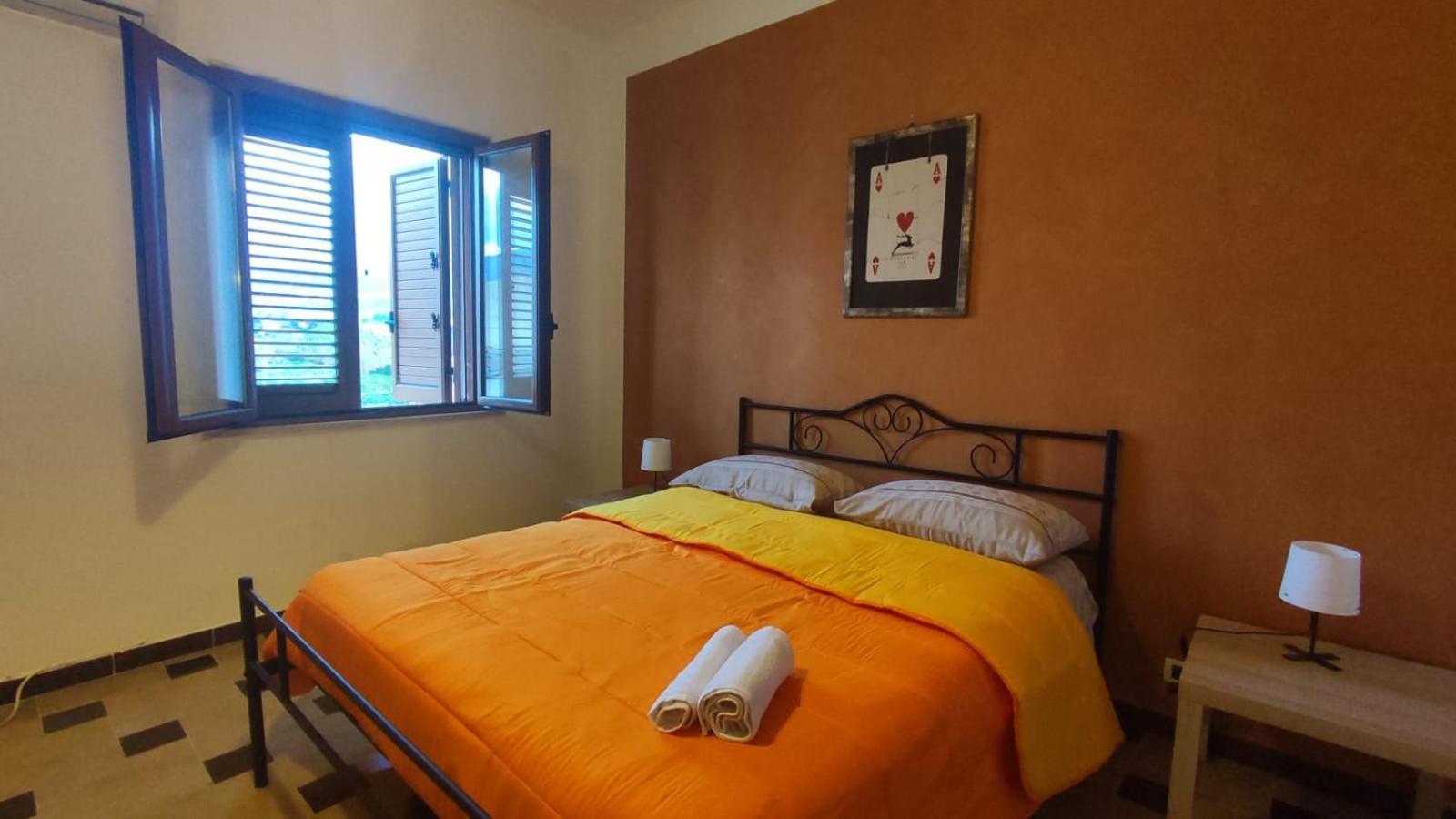 Casa Di Mitri Bed & Breakfast Carini Ngoại thất bức ảnh