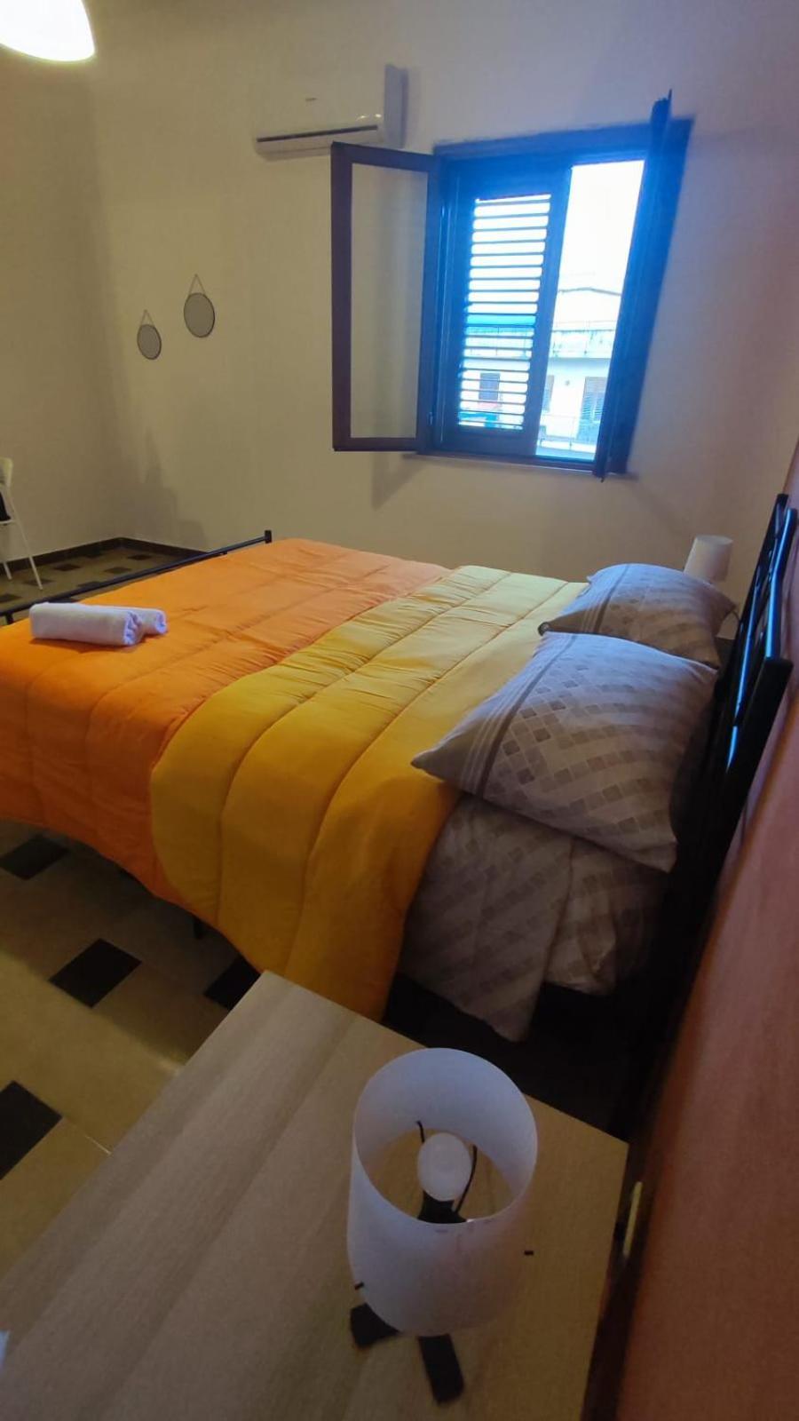 Casa Di Mitri Bed & Breakfast Carini Ngoại thất bức ảnh